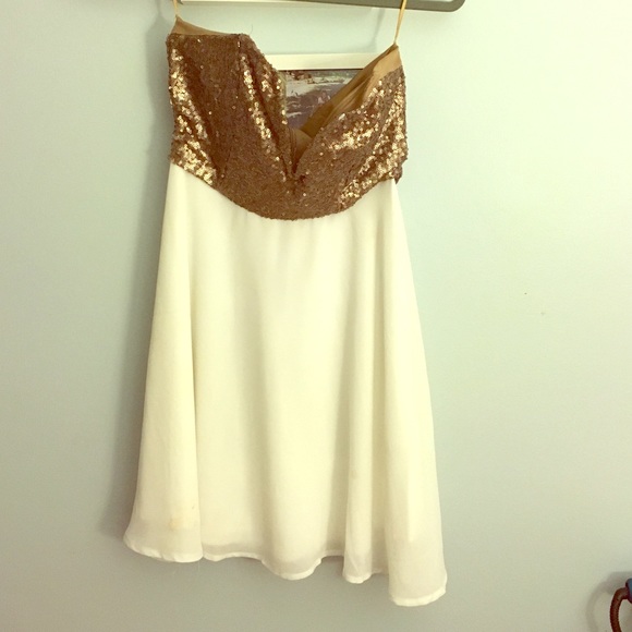 Tobi strapless dress size XS
