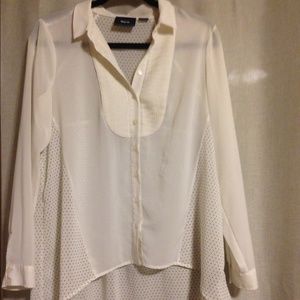 Anthropologie half buttoned blouse