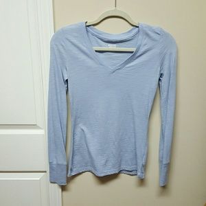 Long sleeved shirt. Size xs.