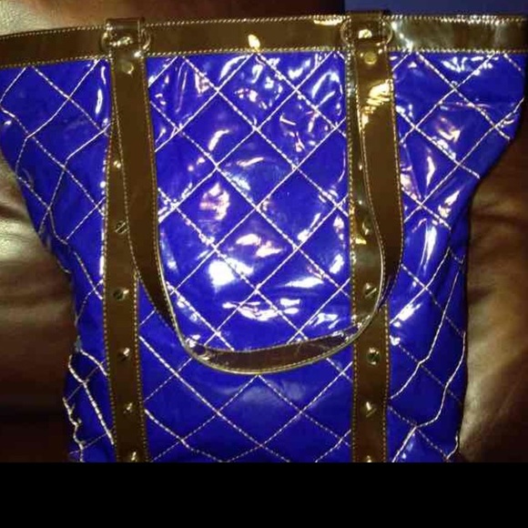 authentic Tory Burch Betty tote - Picture 2 of 4
