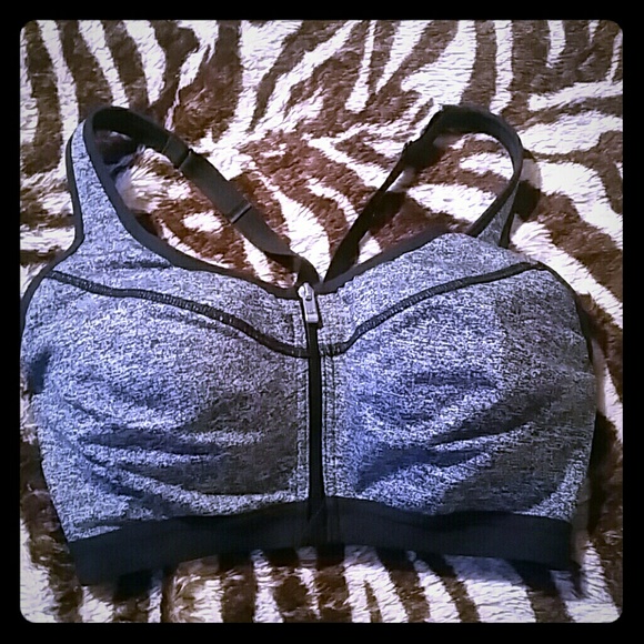 Victoria's Secret Knockout Front-close Sports Bra