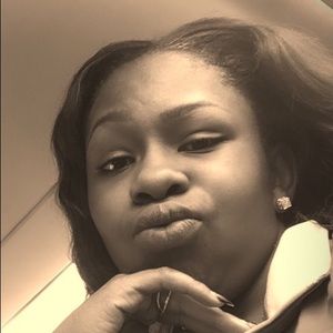 Meet your Posher, Darnisha