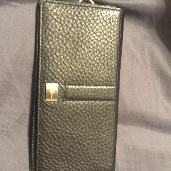 Cole haan wallet