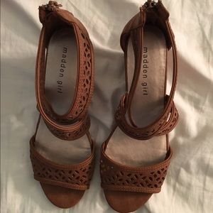 Madden girl wedges