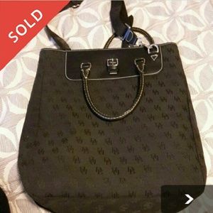 Extra large Dooney bourke tote