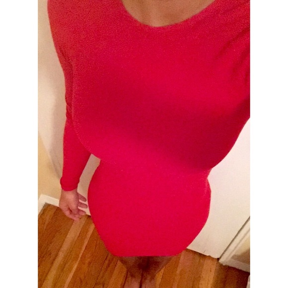 Long sleeve bodycon dress
