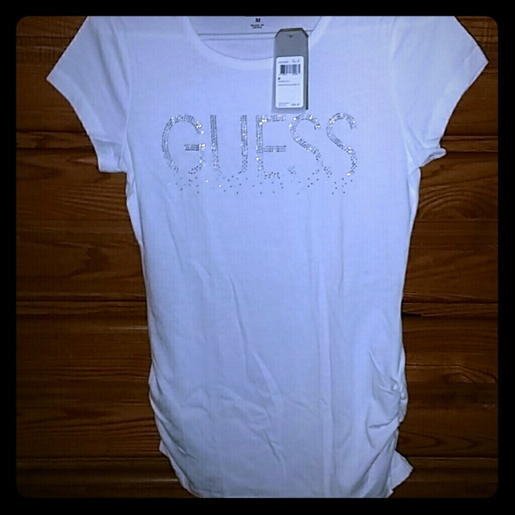 Guess T *NWT*
