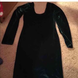 Green velvet tight dress