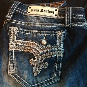 34/36 rock revival jeans