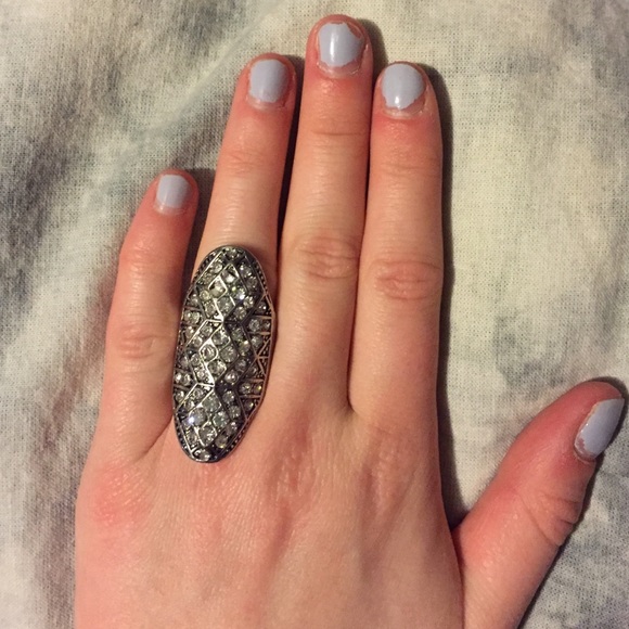 Ring - Picture 3 of 3