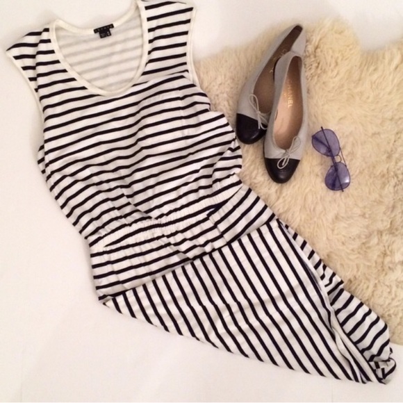 RESERVED FOR @mrslula Theory Casual & Comfy Dress