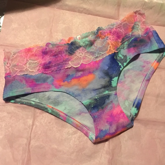 Sold 💕 - Picture 2 of 4