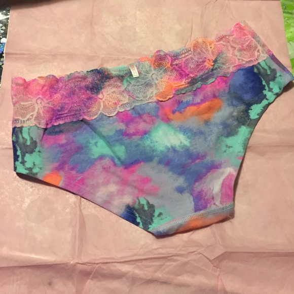 Sold 💕 - Picture 3 of 4