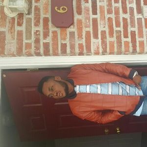 Meet your Posher, Chisom