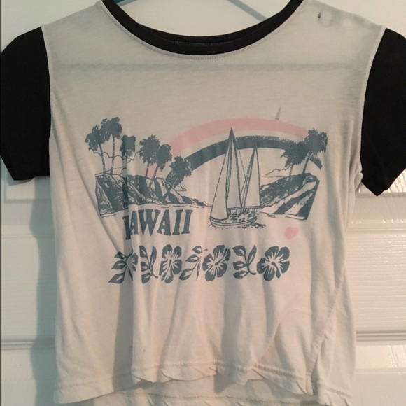 💫BRANDY MELVILLE HAWAII CROP TOP💫