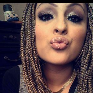 Meet your Posher, Marissa