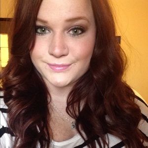 Meet your Posher, Cara