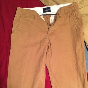Men's AE khaki pants size 31x30 EUC