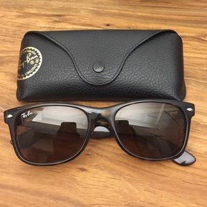 Ray-Ban Tortoise sunglasses RB2132 New Wayfarer