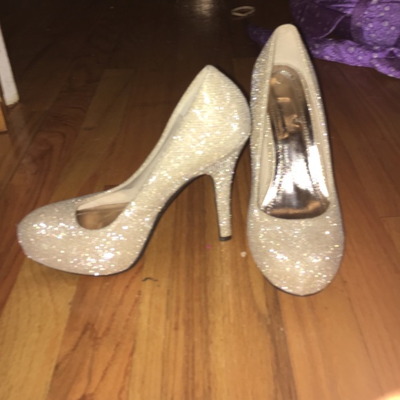 Sparky cream pumps