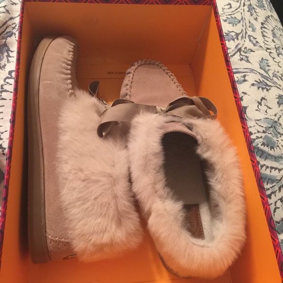 Tory Burch Aberdeen Slippers.
