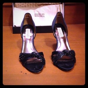 Badgley Mischka Ryanne open toe heel in Navy Satin