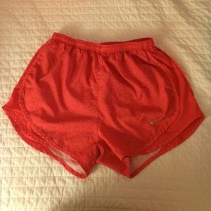 NWOT peach nike shorts