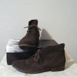 Dolce Vita Bailey desert boots.