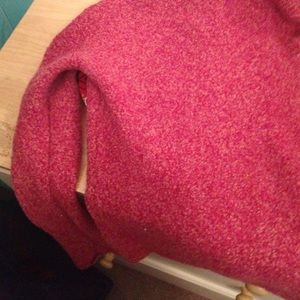 red/pink chunky knit sweater