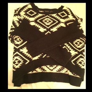 Very warm and cozy sweater ☺️