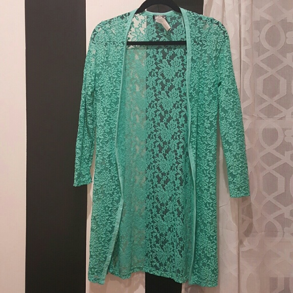 Long lace cover up or cardigan!