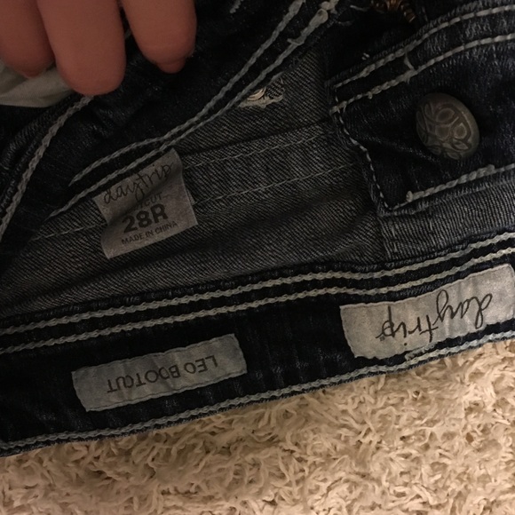Daytrip  Leo trip boot cut jeans! size 28 R