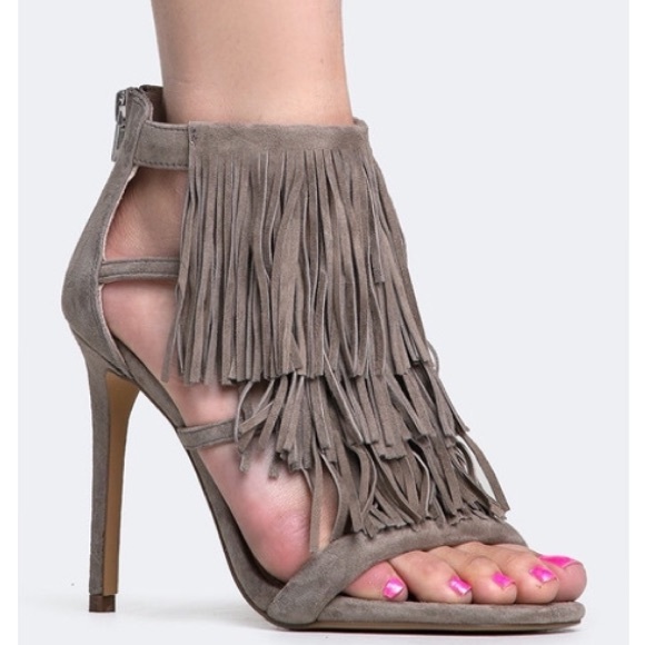 Steve Madden Shoes - Steve Madden Fringe Heels