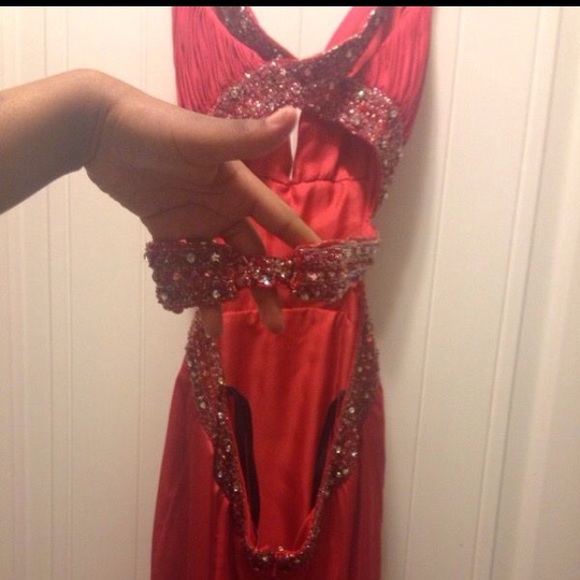 Prom dress - Picture 3 of 3