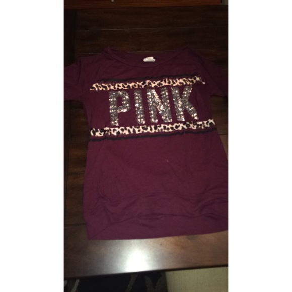 Long sleeve VS PINK tee