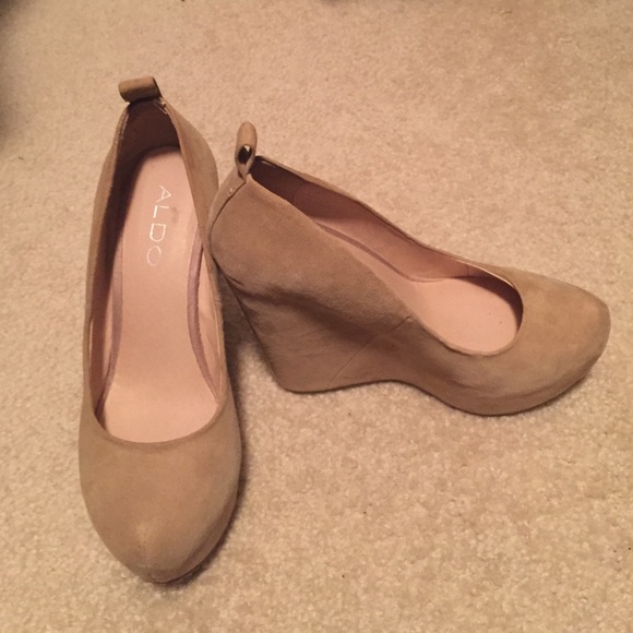 Aldo wedges
