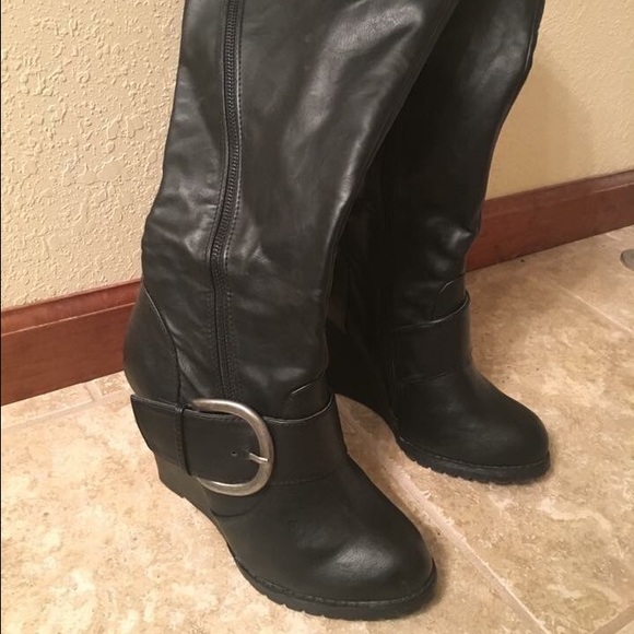 Tall wedge boots