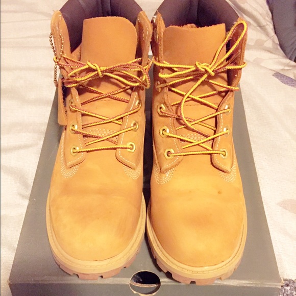 Gently worn kids 5 1/2 Timberland "Butter" boots.