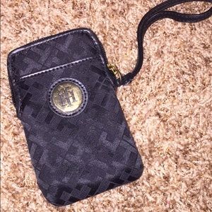 New th small wristlet