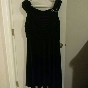 Stunning black dress