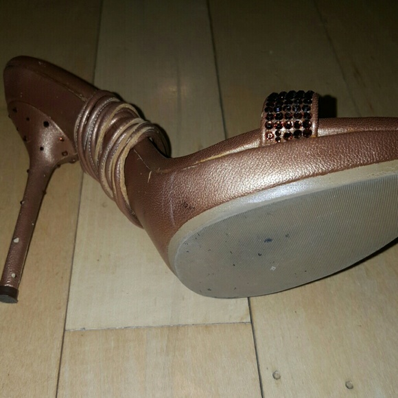 Womens Heels - Picture 3 of 3