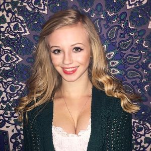 Meet your Posher, Tess