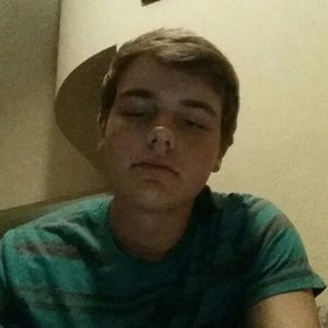 Meet your Posher, Aaron