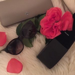 🎉PRADA sun glass☀️