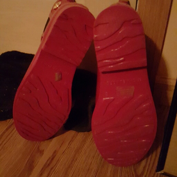 Boots - Picture 4 of 4