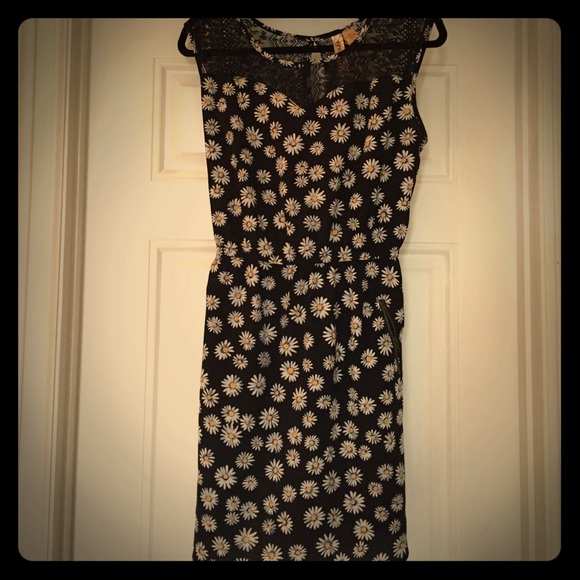 Daisy dress