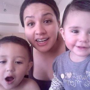 Meet your Posher, Yesenia