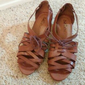 Modcloth Brown leather sandals