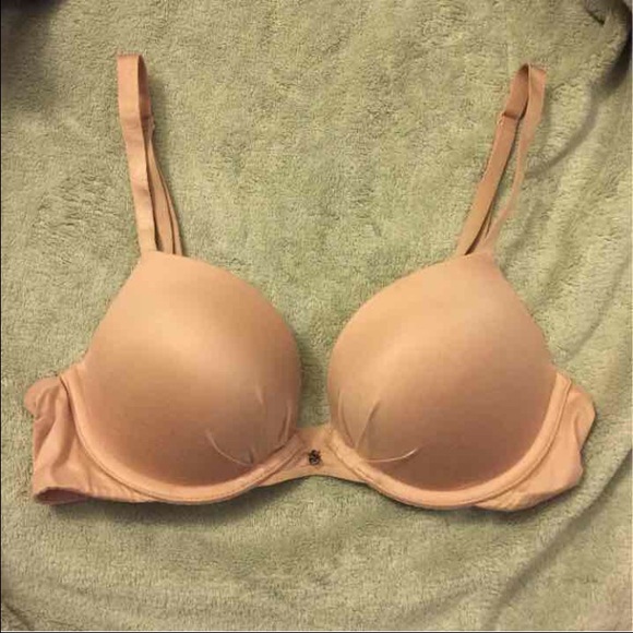👍sold👍Victoria's secret fabulous plunge pushup