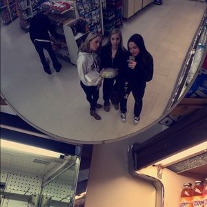 Meet your Posher, Karen